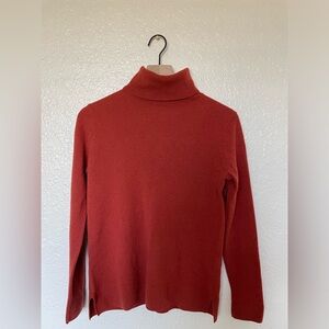 Neiman Marcus 100% Cashmere Burnt Orange Turtleneck Sweater